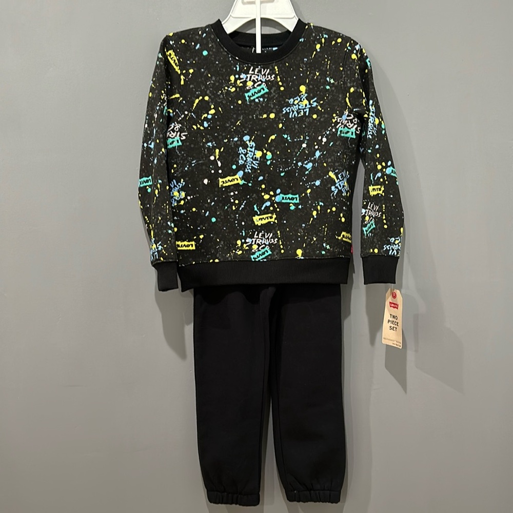 Levi's Crewneck Sweatshirt and Joggers 2-piece Outfit Set Size 6